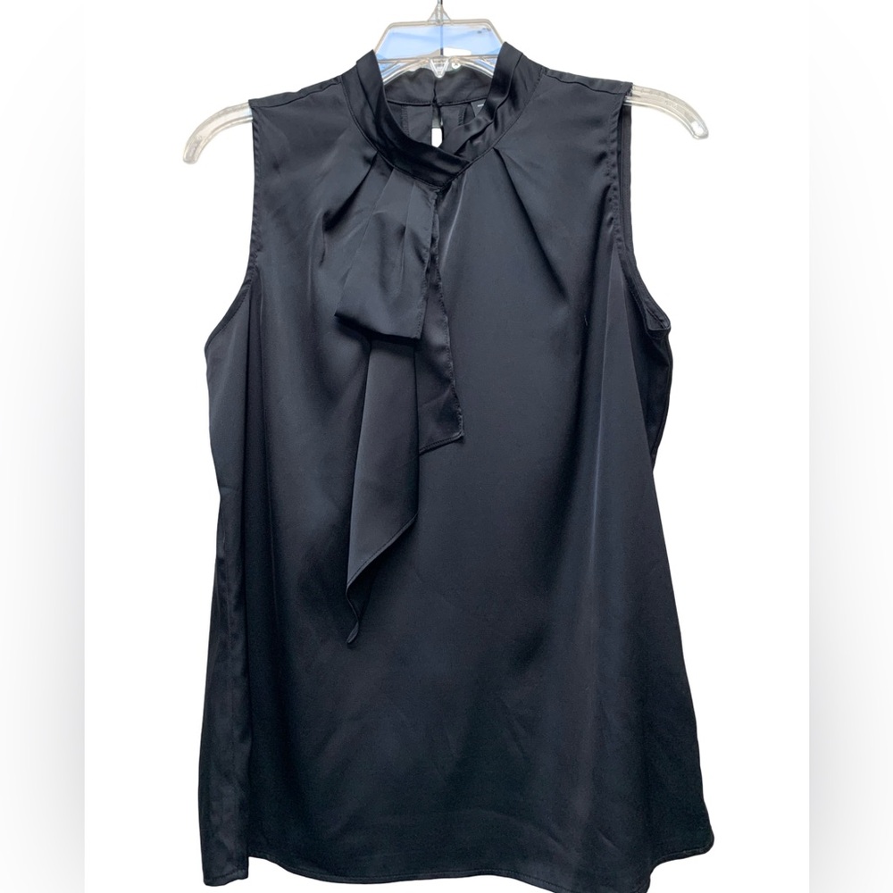 New York & Company Black Sleeveless Blouse
